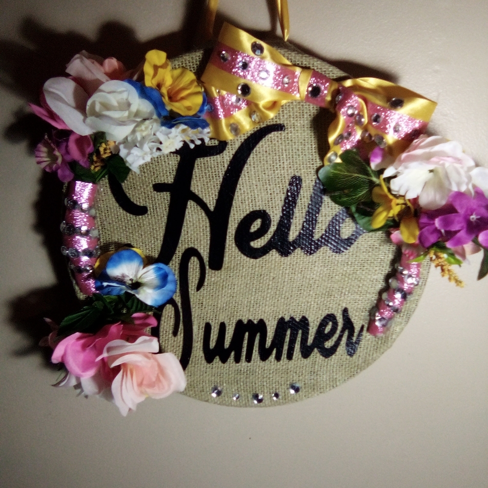 Hello Summer Door Hanger Sign with Jewels